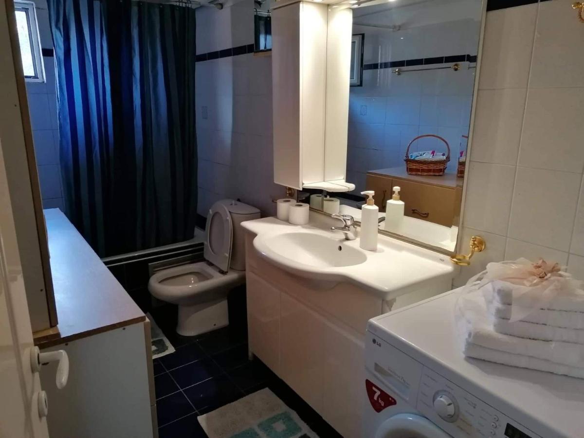 Sarai Apartment Parga