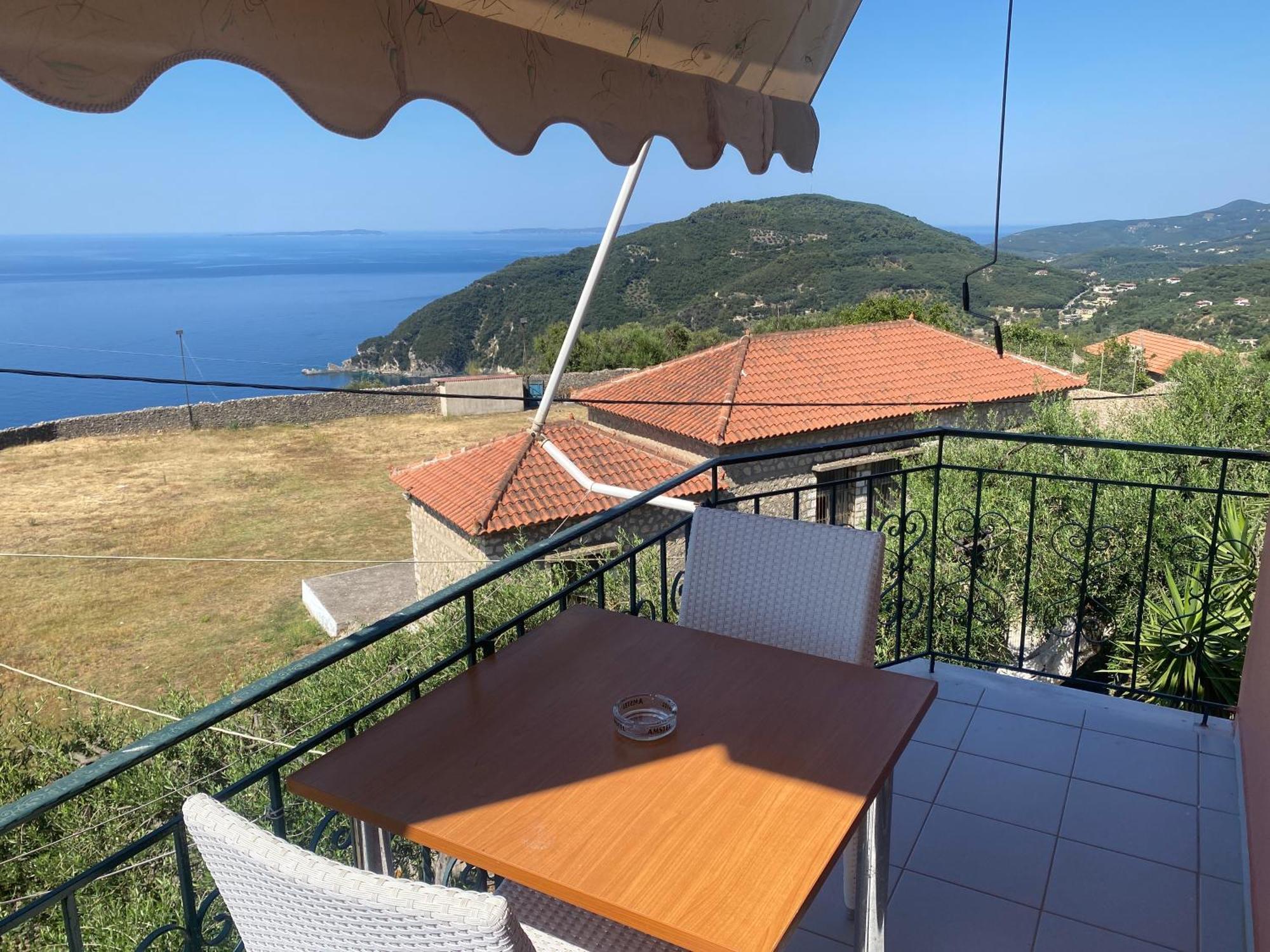 Sarai Apartment Parga